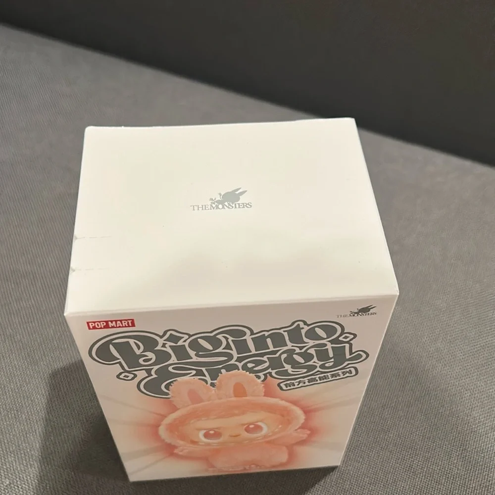 Big Into Energy Love Labubu - Picture 7 of 7